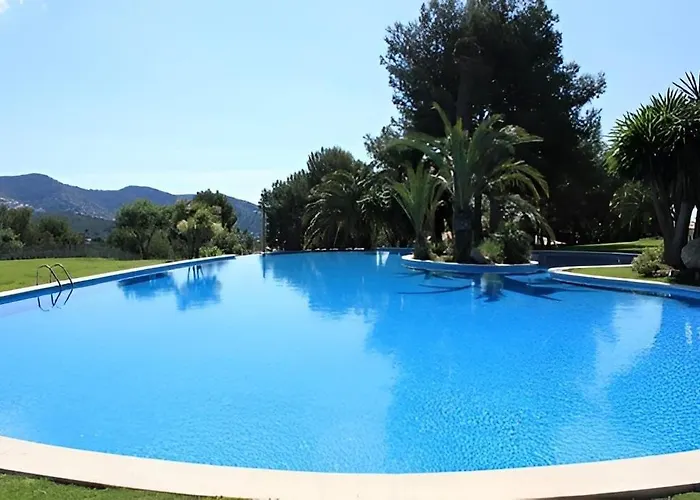 Corfu In With Incredible View And Spectacular Pool Tennis View Calm Area Beaches At 30 Minutes Walk Bus At 200 Meters