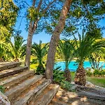 Corfu In With Incredible View And Spectacular Pool Tennis View Calm Area Beaches At 30 Minutes Walk Bus At 200 Meters *