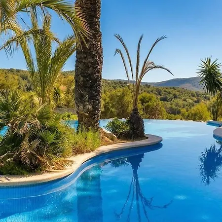 Nyaraló Corfu In With Incredible View And Spectacular Pool Tennis View Calm Area Beaches At 30 Minutes Walk Bus At 200 Meters *