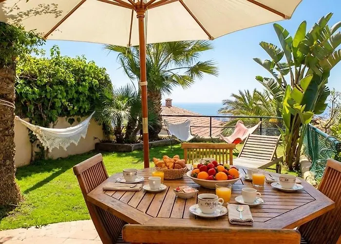 Corfu In With Incredible View And Spectacular Pool Tennis View Calm Area Beaches At 30 Minutes Walk Bus At 200 Meters