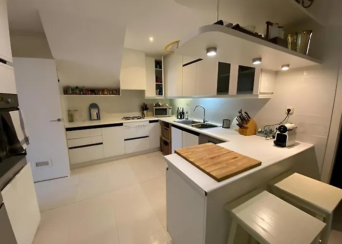 Corfu In With Incredible View And Spectacular Pool Tennis View Calm Area Beaches At 30 Minutes Walk Bus At 200 Meters Сasa de vacaciones Sitges